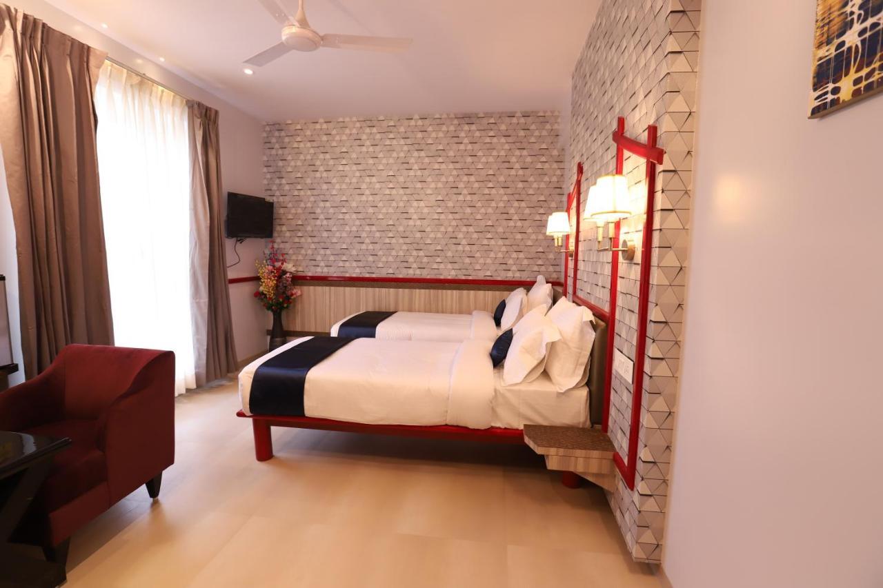 Hotel Prabha Palace アフマドナガル エクステリア 写真